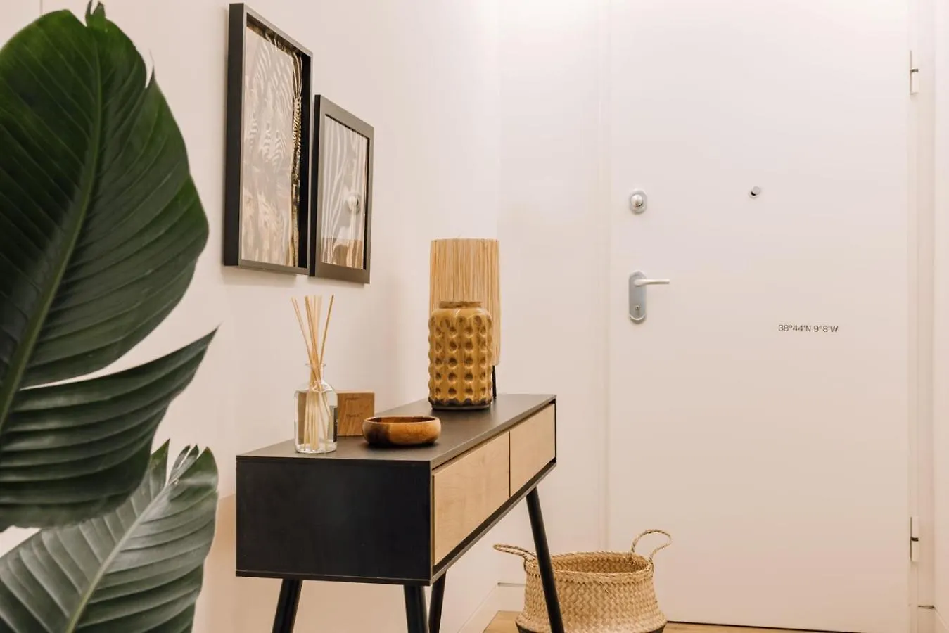 Rundi - 2 Bedrooms In Santo Antonio Lisbon Apartment