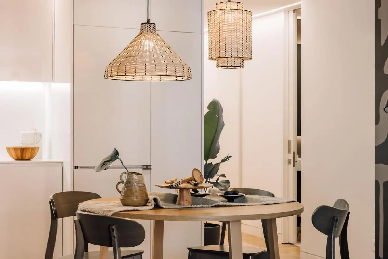 Rundi - 2 Bedrooms In Santo Antonio Lisbon 0*,  Portugal